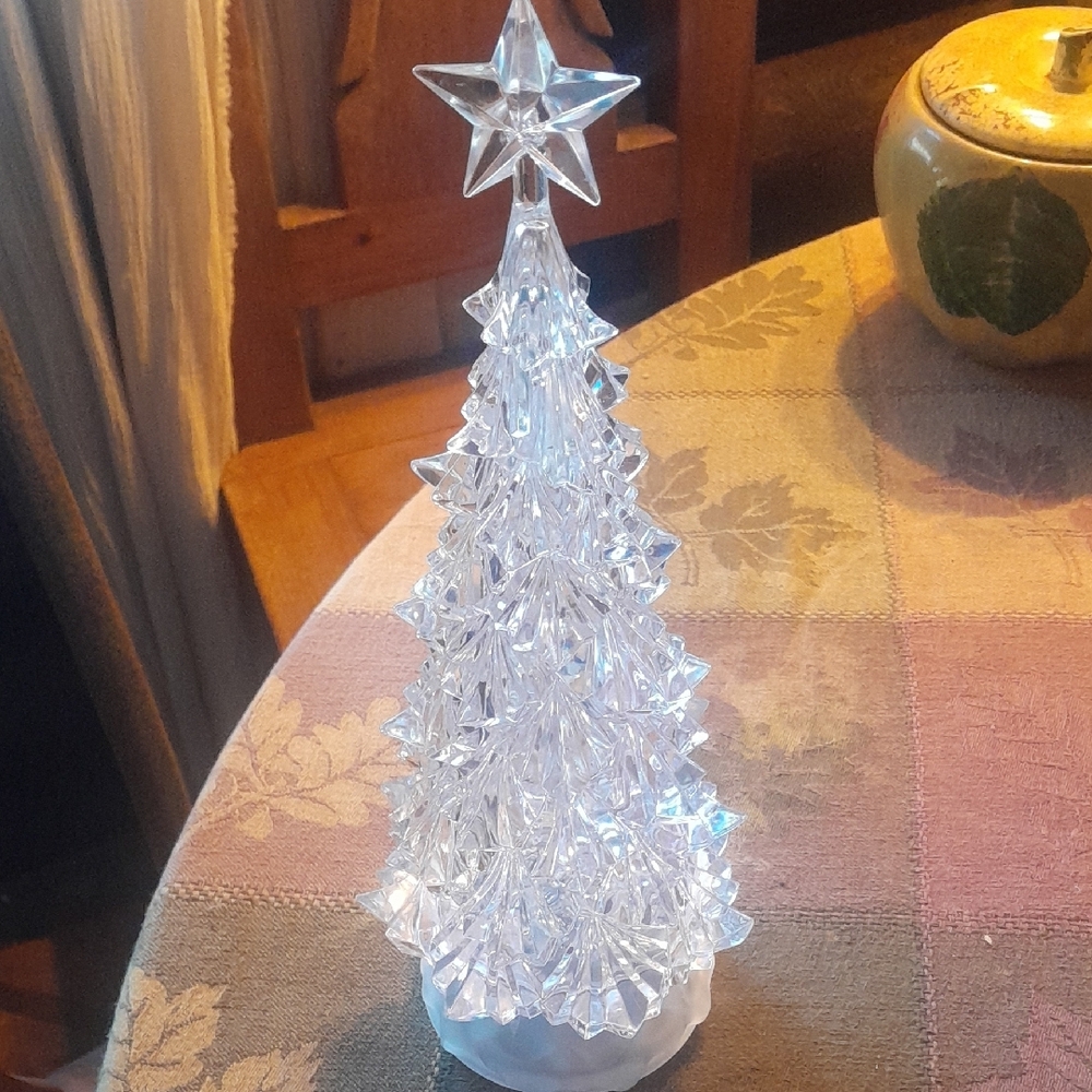 LED Light-Up Christmas Tree Decoration Set - Picture 6 of 7